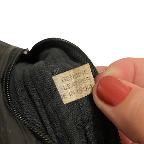 Toni Vintage Black Leather Fanny Pack / Bum Bag - Picture 8 of 8